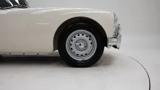 Foto 10 di 40: MG A Coupe Twin Cam