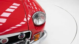 Foto 11 di 40: MG B