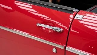 Foto 40 di 40: MG B