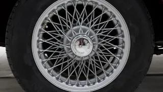 Foto 17 di 40: MG B