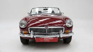Foto 23 di 40: MG B