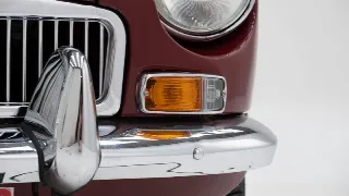 Foto 27 di 40: MG B