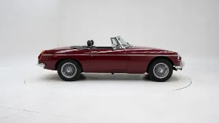 Foto 5 di 40: MG B