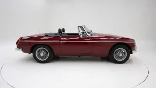 Foto 8 di 40: MG B