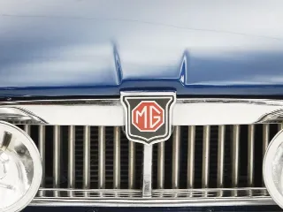 Foto 14 di 40: MG B GT