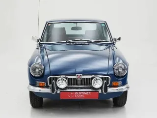 Foto 9 di 40: MG B GT