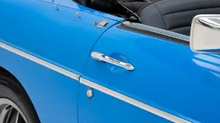 Foto 15 di 40: MG B Roadster