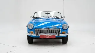 Foto 32 di 40: MG B Roadster