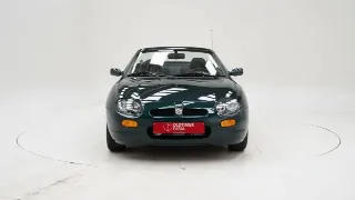Foto 25 di 40: MG F + Hardtop