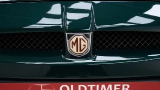 Foto 28 di 40: MG F + Hardtop