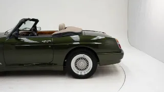 Foto 28 di 40: MG RV8