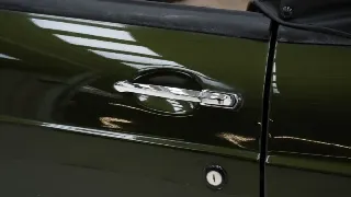 Foto 34 di 40: MG RV8