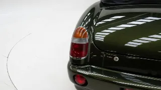 Foto 40 di 40: MG RV8