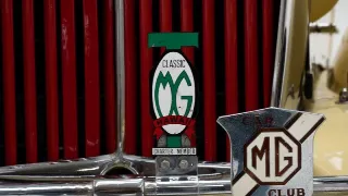 Foto 19 di 40: MG TC