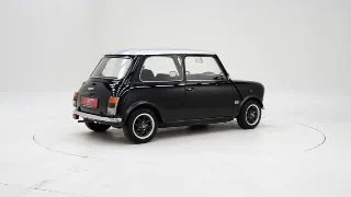 Foto 2 di 40: Mini 1000