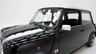 Foto 30 di 40: Mini 1000