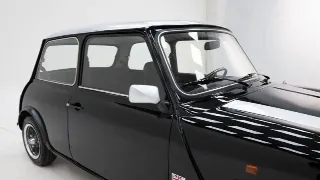 Foto 33 di 40: Mini 1000