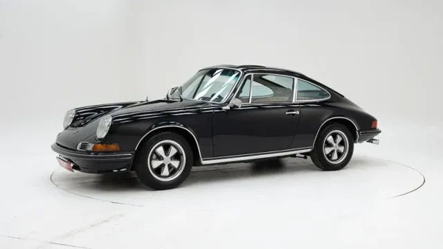 Porsche 911 2.4 S