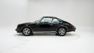 Foto 8 di 40: Porsche 911 2.4 S