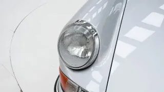 Foto 10 di 40: Porsche 911 2.4 T/E Targa