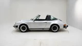 Foto 20 di 40: Porsche 911 3.0 SC Targa