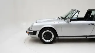 Foto 21 di 40: Porsche 911 3.0 SC Targa