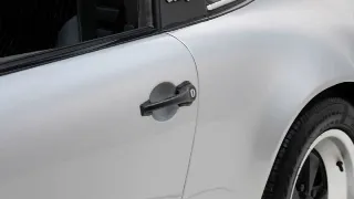Foto 27 di 40: Porsche 911 3.0 SC Targa