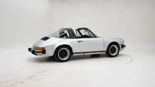 Foto 2 di 40: Porsche 911 3.0 SC Targa