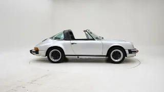 Foto 6 di 40: Porsche 911 3.0 SC Targa