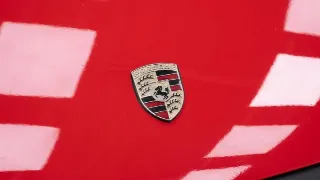 Foto 12 di 40: Porsche 911 3.2