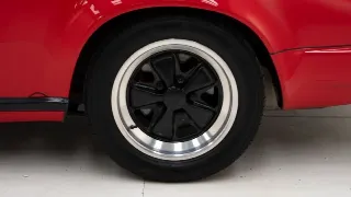 Foto 31 di 40: Porsche 911 3.2