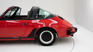 Foto 32 di 40: Porsche 911 3.2 Targa