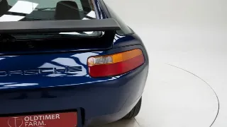 Foto 40 di 40: Porsche 928 S4