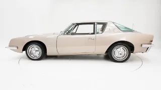 Foto 37 di 40: Studebaker Avanti R2 Supercharged