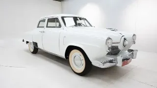 Foto 26 di 40: Studebaker Champion Bullet Nose