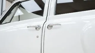 Foto 7 di 40: Studebaker Champion Bullet Nose