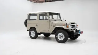 Foto 3 di 40: Toyota Land Cruiser FJ40