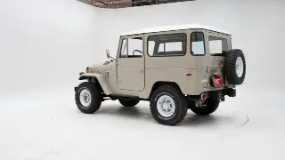 Foto 4 di 40: Toyota Land Cruiser FJ40