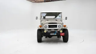 Foto 5 di 40: Toyota Land Cruiser FJ40