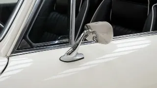 Foto 28 di 40: Triumph Stag
