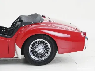Foto 25 di 40: Triumph TR3 Small Mouth