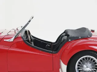 Foto 29 di 40: Triumph TR3 Small Mouth
