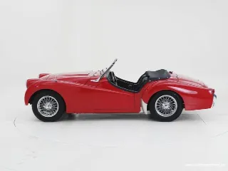 Foto 31 di 40: Triumph TR3 Small Mouth