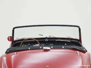 Foto 33 di 40: Triumph TR3 Small Mouth