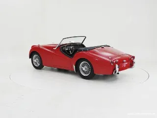 Foto 4 di 40: Triumph TR3 Small Mouth