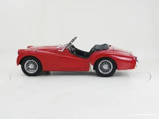 Foto 8 di 40: Triumph TR3 Small Mouth
