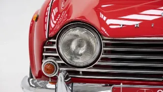 Foto 30 di 40: Triumph TR4 A