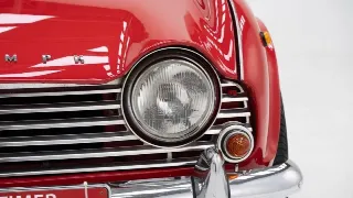 Foto 31 di 40: Triumph TR4 A