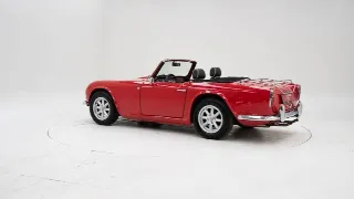 Foto 4 di 40: Triumph TR4 A