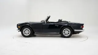 Foto 8 di 40: Triumph TR6 + Overdrive
